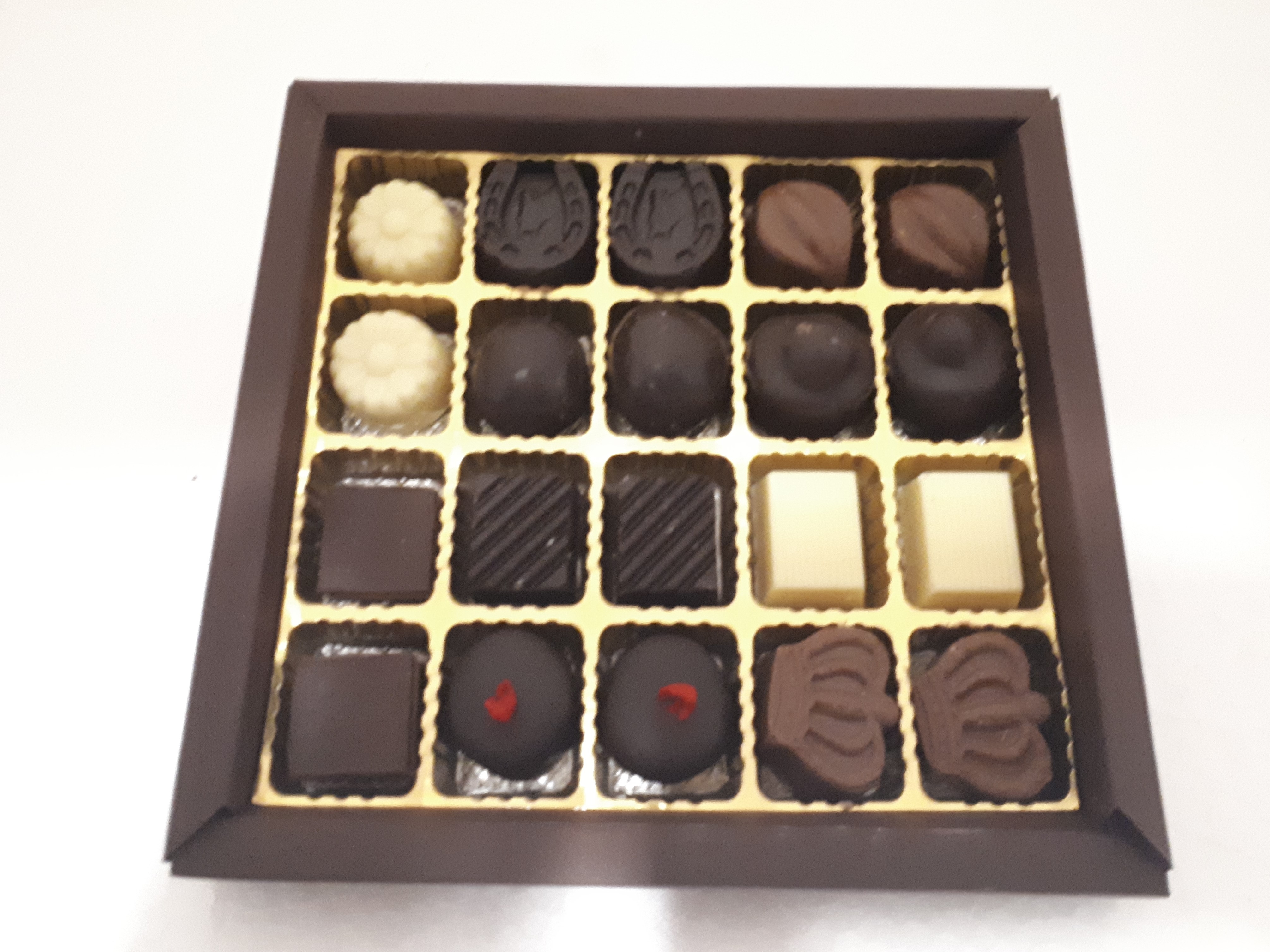 scatola quadrata 20 cioccolatini